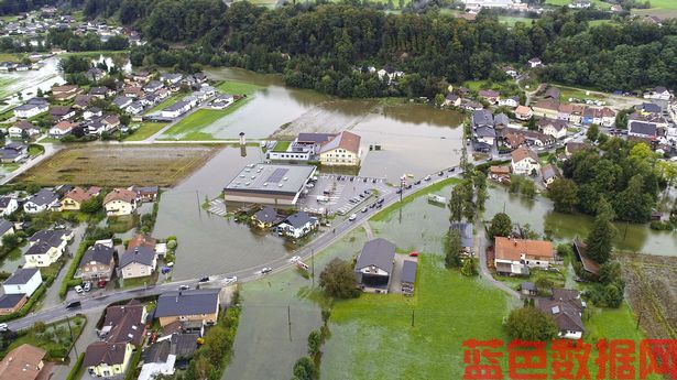 捷克共和国、波兰、奥地利和匈牙利暴雨后，欧洲洪水死亡人数上升