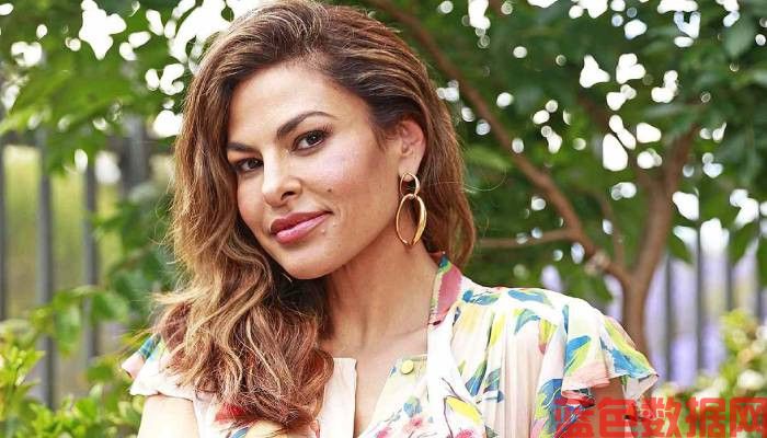 伊娃·门德斯(Eva Mendes)在阔别十年后，谈起了重返演艺圈的犹豫