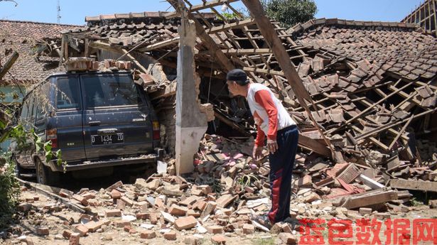 印尼地震:6.2级地震袭击海床发出重大预警