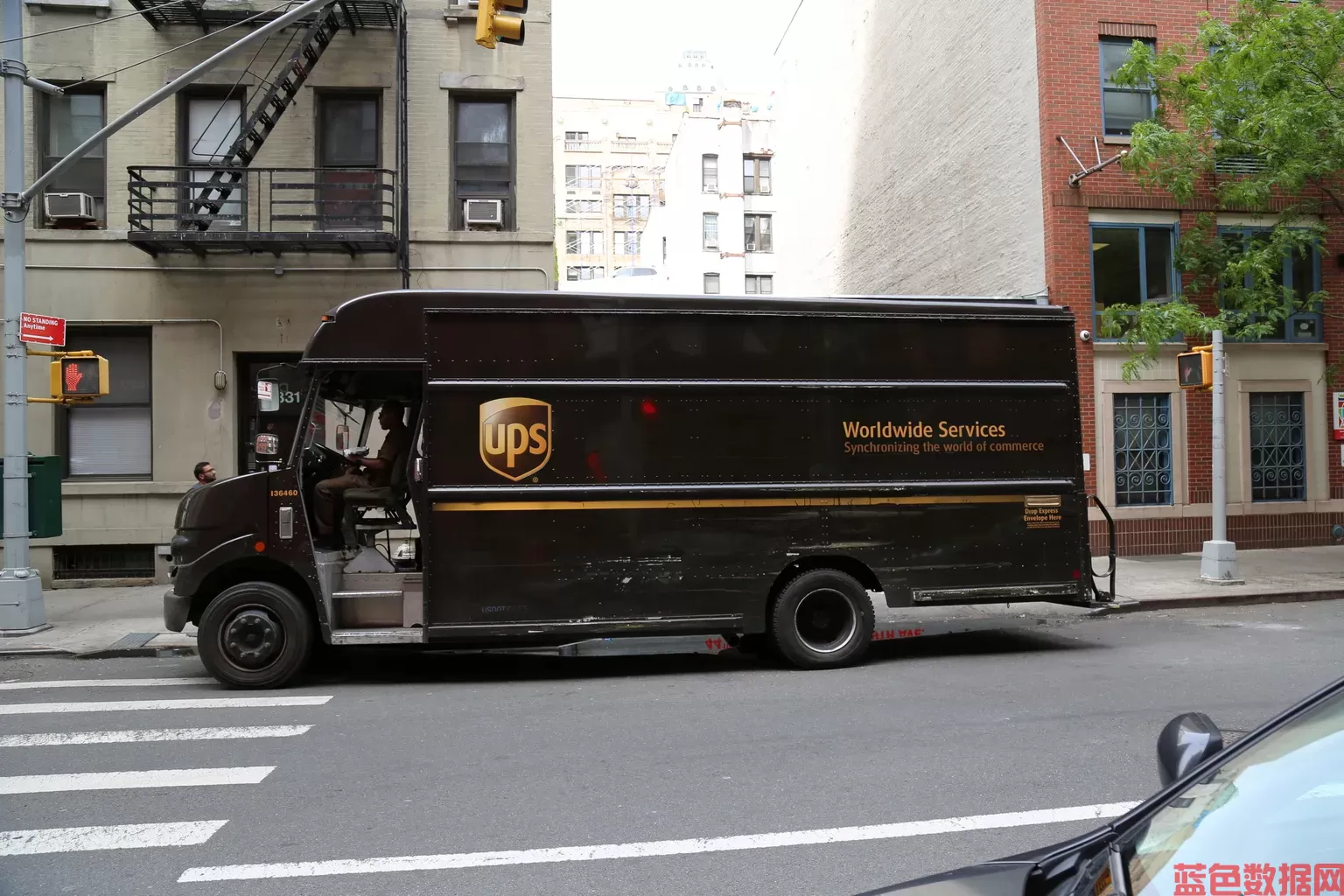 在营收下滑之际，联合包裹(UPS)需要证